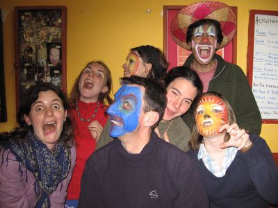 Hostal El Clan, premieres rencontres, sandra, virginie, juan, maud, mickael, lucie, aurelie